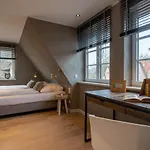 Haushaelfte Dorfremise Böhl