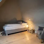 Feriehus Haushaelfte Dorfremise *