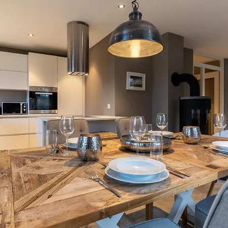 Haushaelfte Dorfremise 別荘 ザンクト・ペーター・オルディング